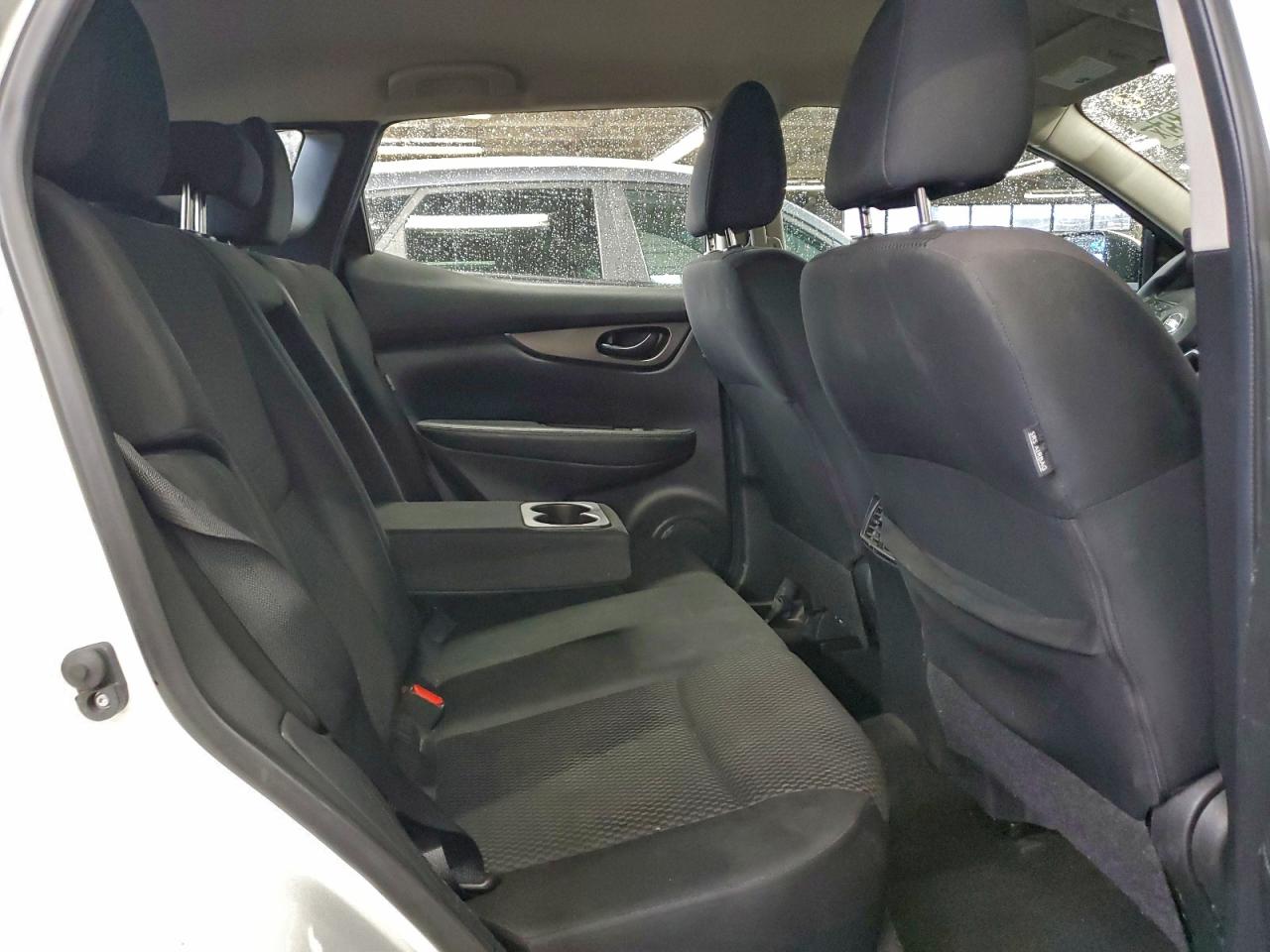 2020 NISSAN ROGUE SPORT S photo 31