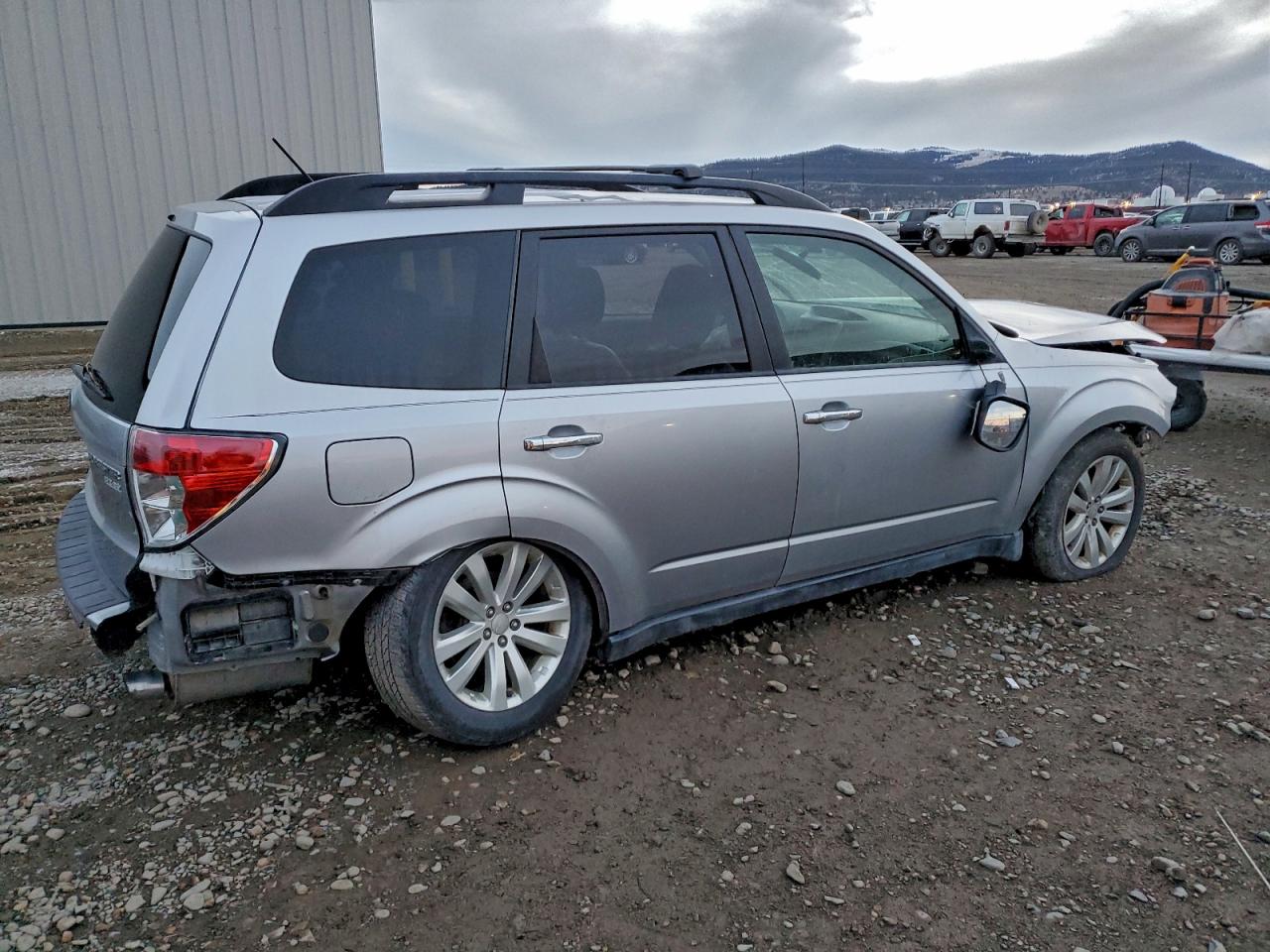 2013 SUBARU FORESTER LIMITED photo 3