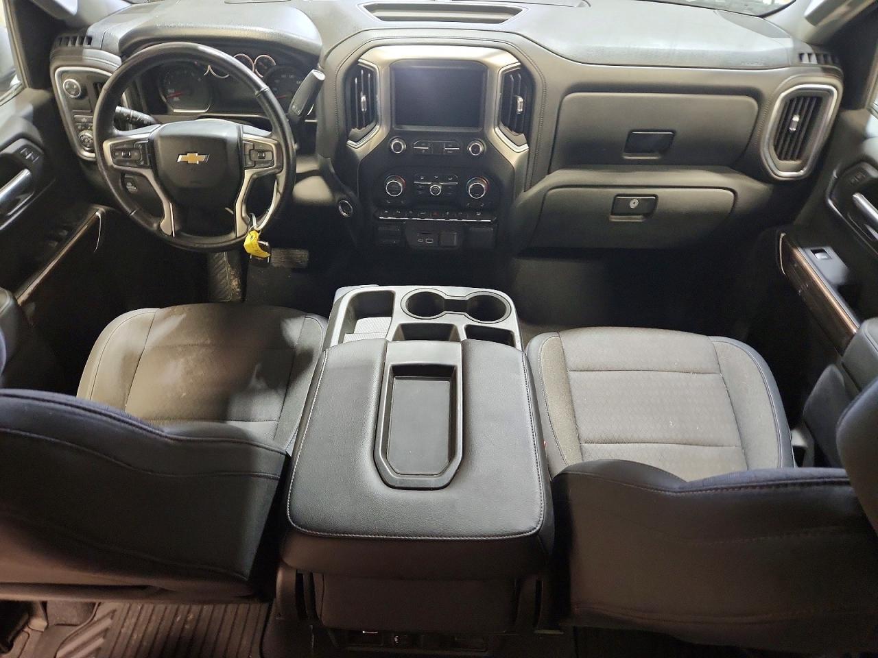 2019 CHEVROLET SILVERADO C1500 LT photo 8