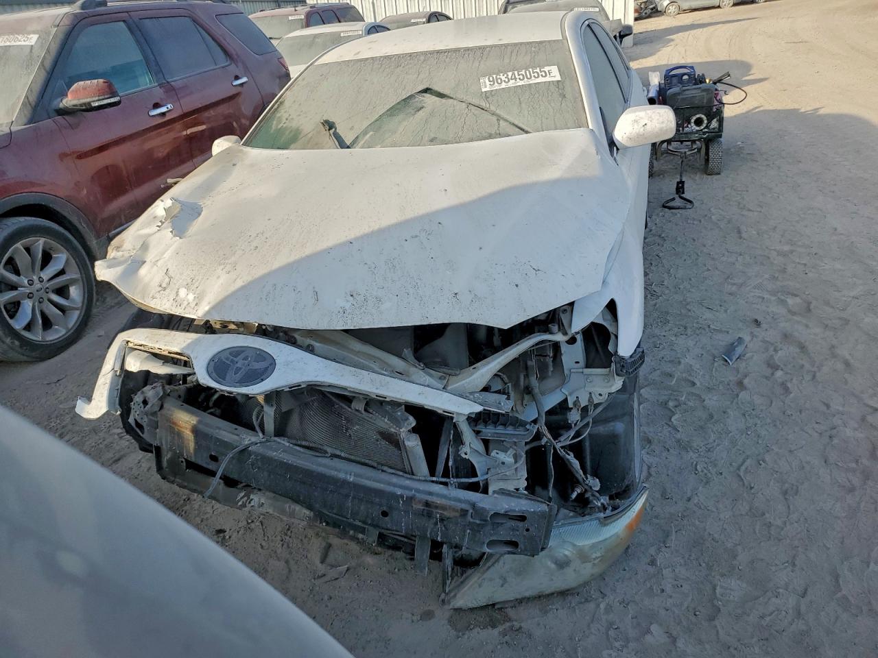 2010 TOYOTA CAMRY BASE photo 9