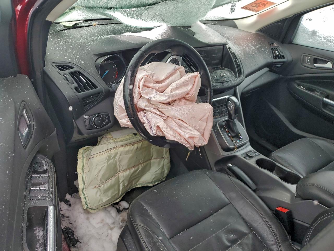 2014 FORD ESCAPE SE photo 8