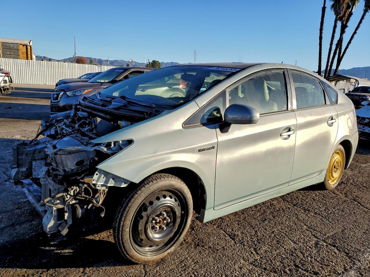 2012 TOYOTA PRIUS — FRONT END damage — photo 1