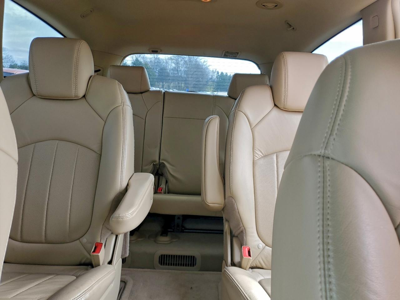 2009 BUICK ENCLAVE CXL photo 19