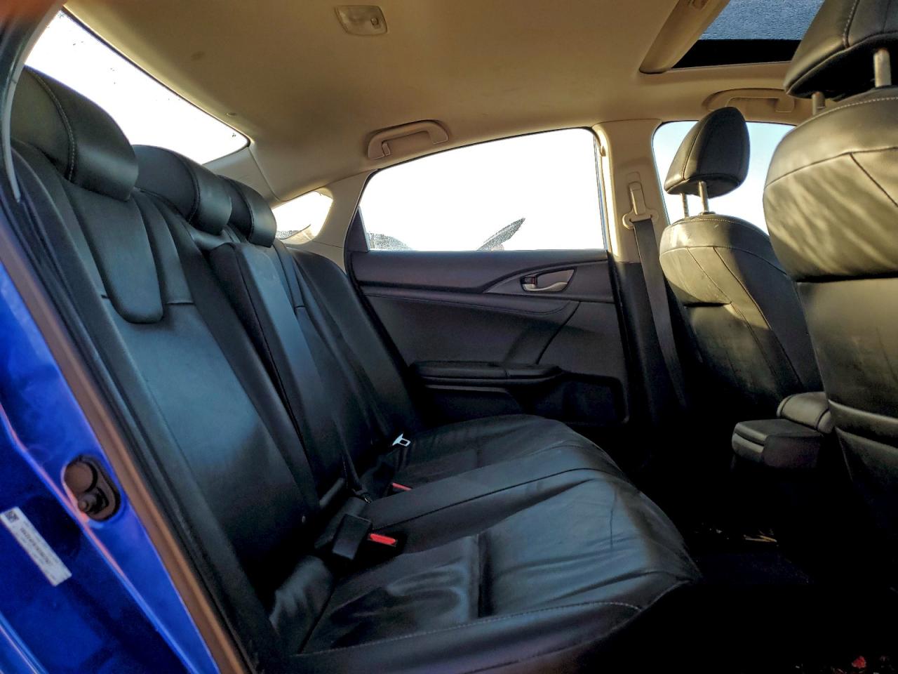 2019 HONDA INSIGHT TOURING photo 19