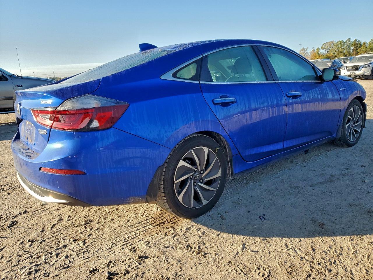 2019 HONDA INSIGHT TOURING photo 5