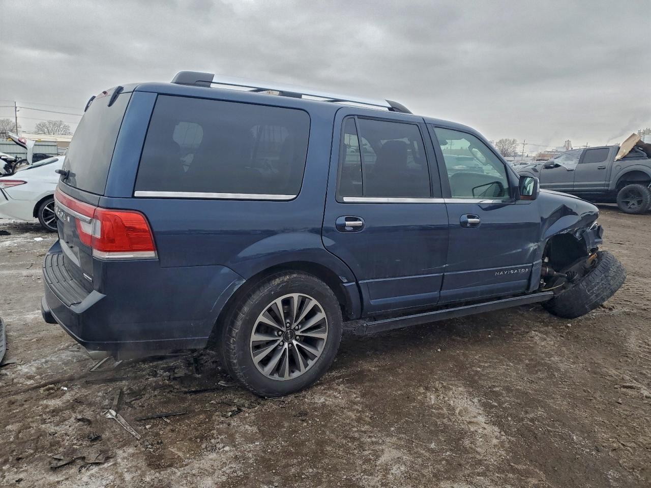 2015 LINCOLN NAVIGATOR photo 5
