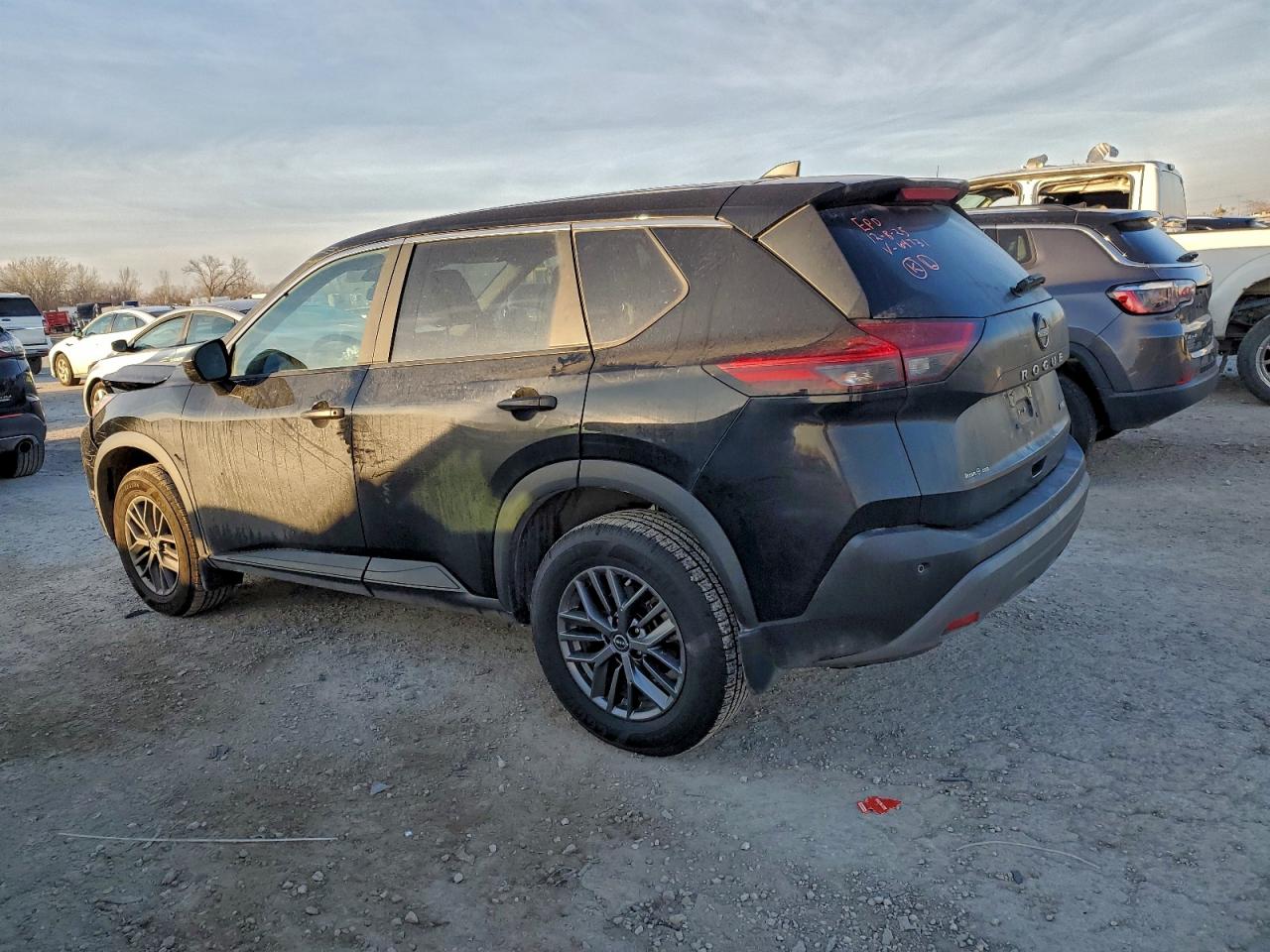 2023 NISSAN ROGUE S photo 2