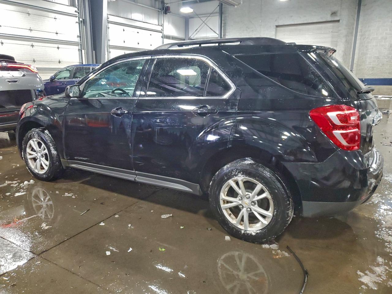 2017 CHEVROLET EQUINOX LT photo 3