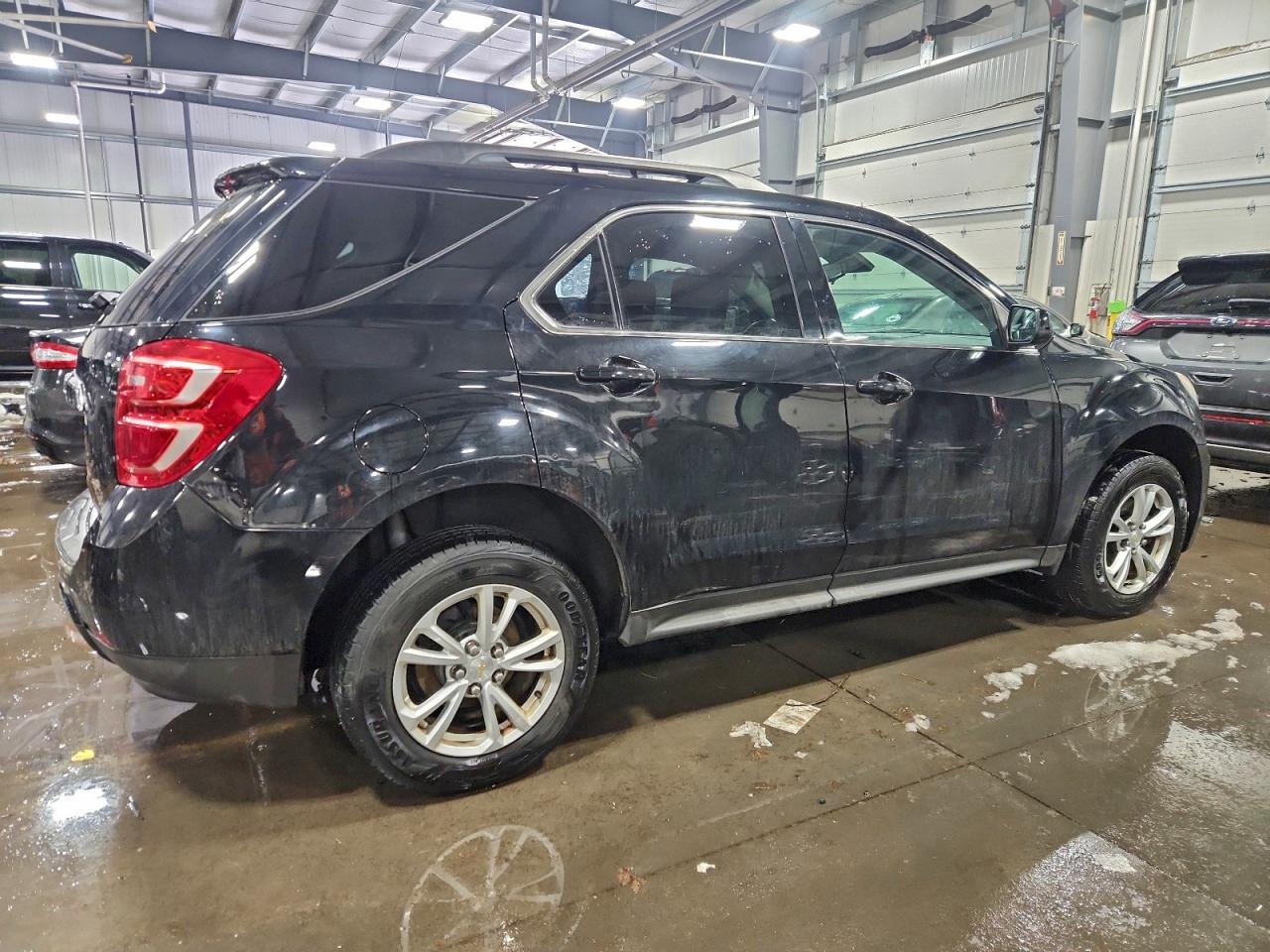 2017 CHEVROLET EQUINOX LT photo 5