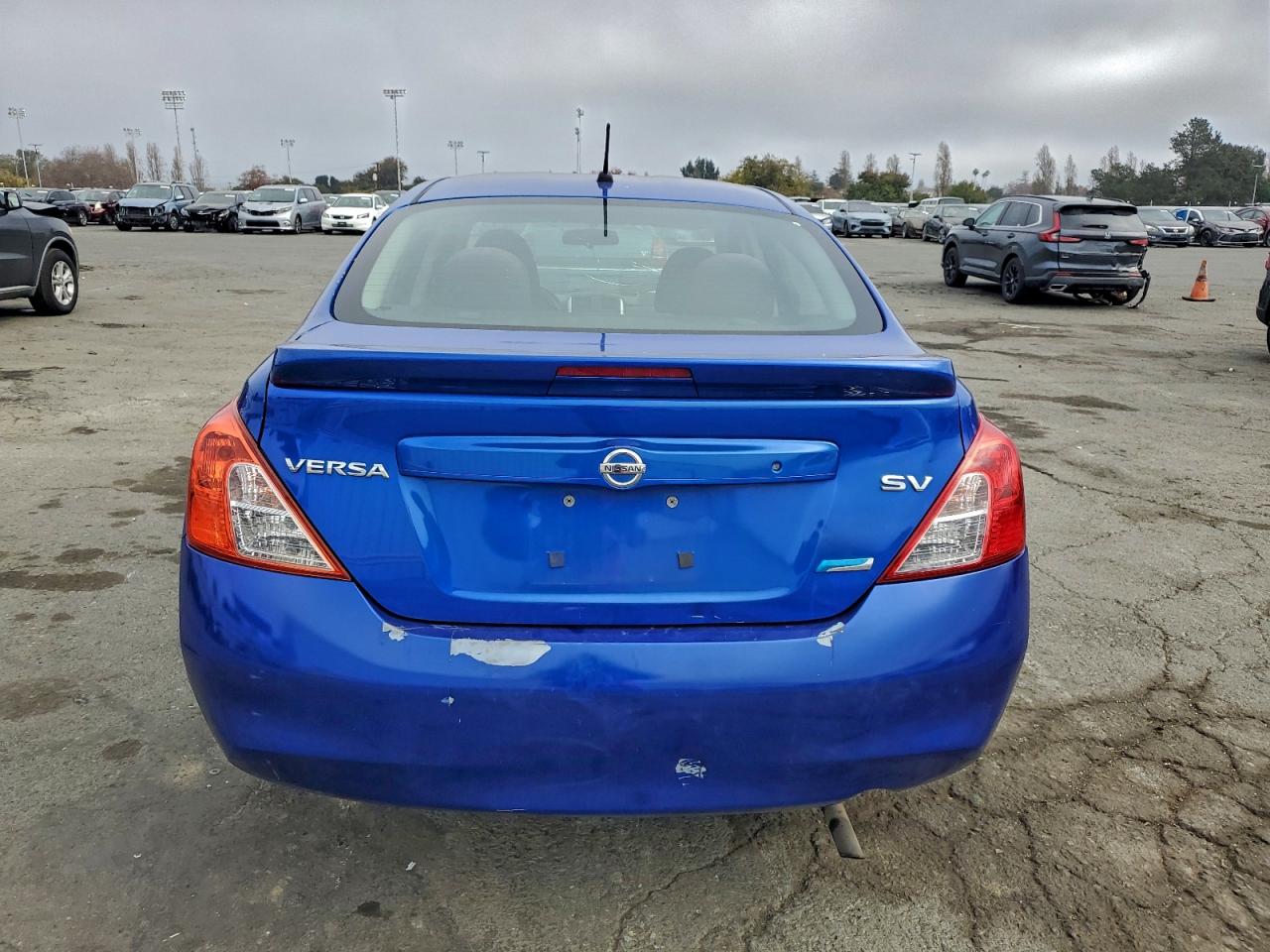 2014 NISSAN VERSA S photo 11