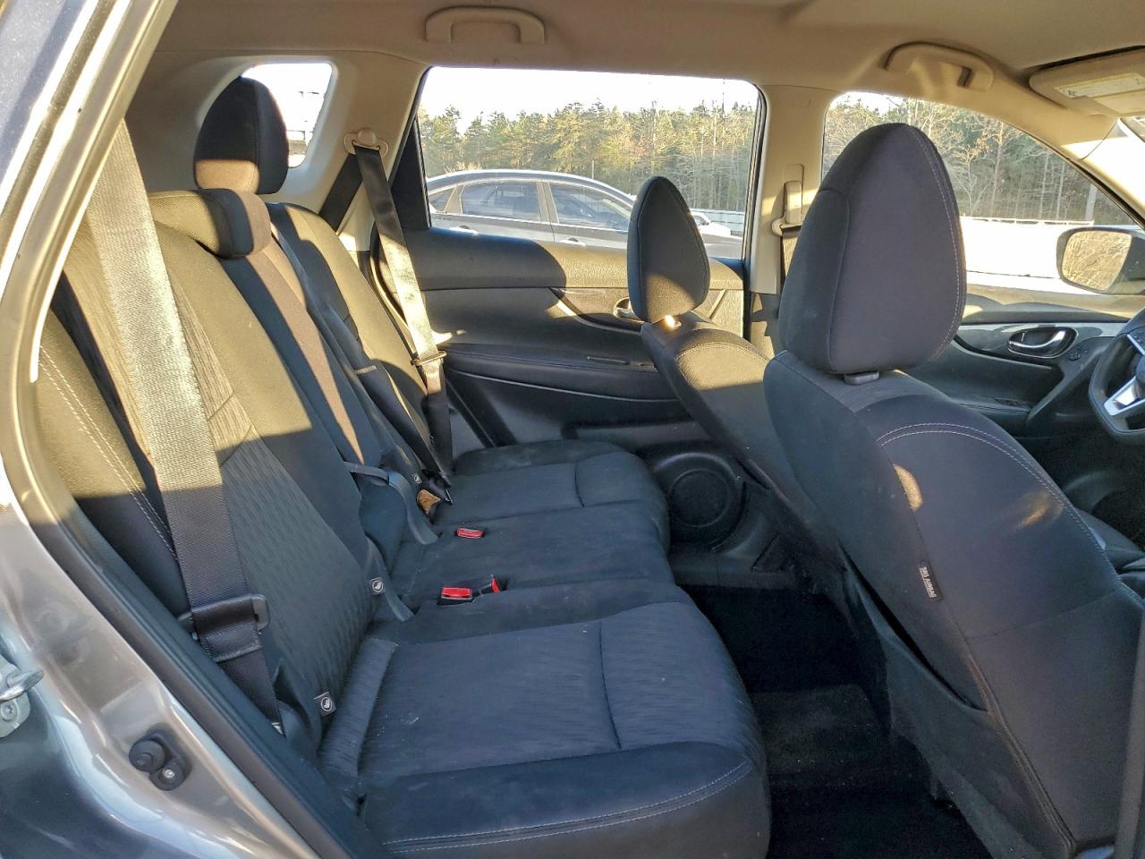 2018 NISSAN ROGUE S photo 21