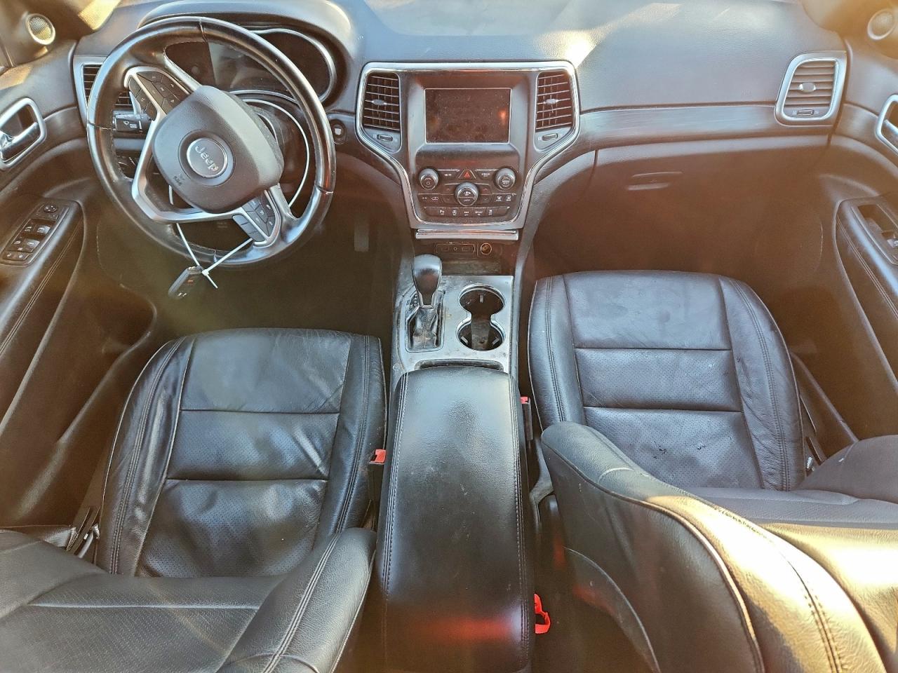 2019 JEEP GRAND CHEROKEE LAREDO photo 15