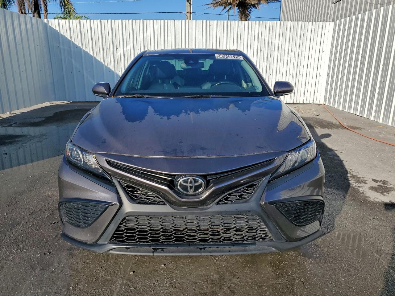 2022 TOYOTA CAMRY SE photo 13