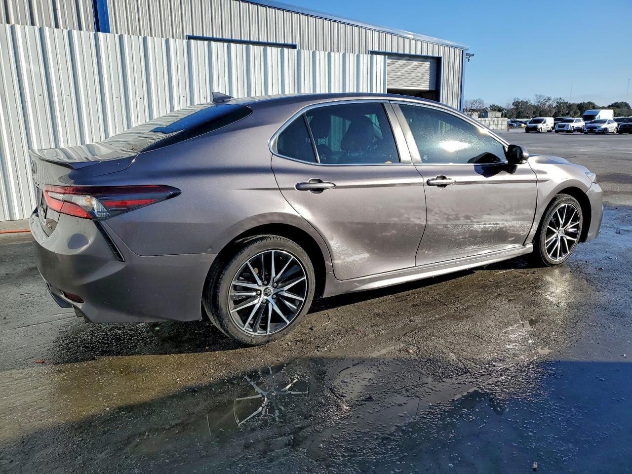 2022 TOYOTA CAMRY SE photo 7