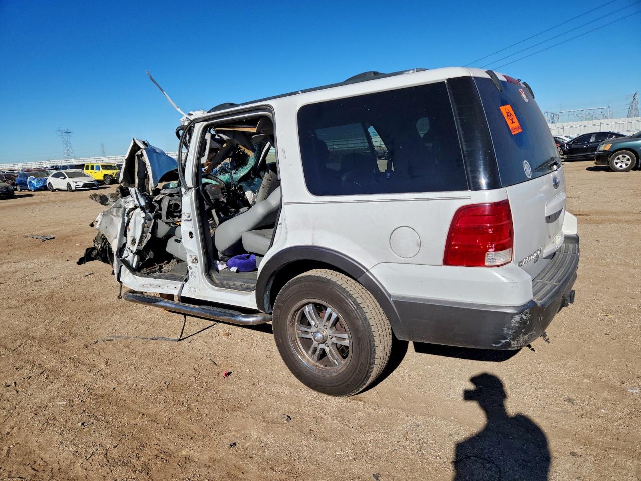 2004 FORD EXPEDITION XLT photo 3