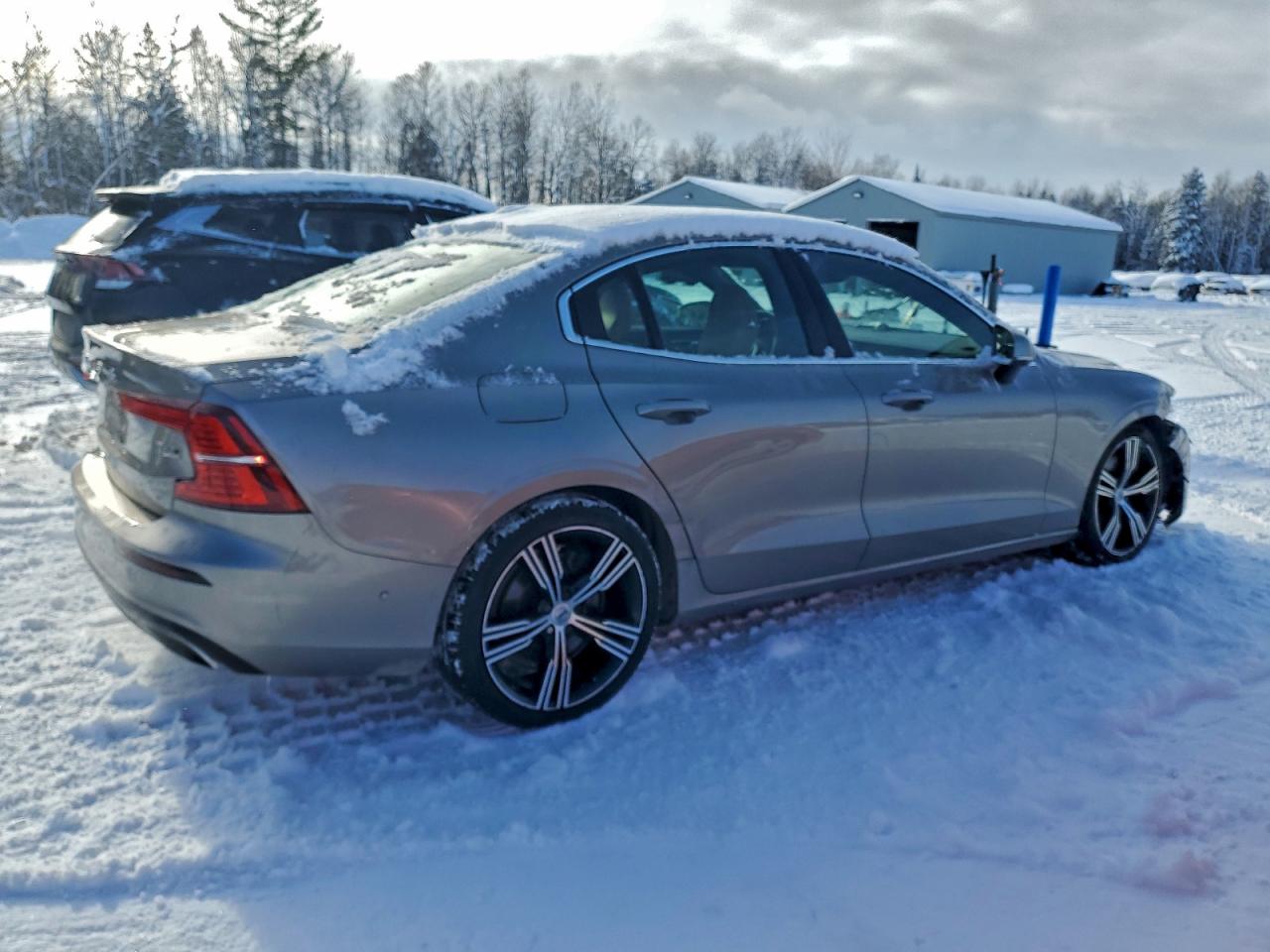 2019 VOLVO S60 T6 INSCRIPTION photo 3