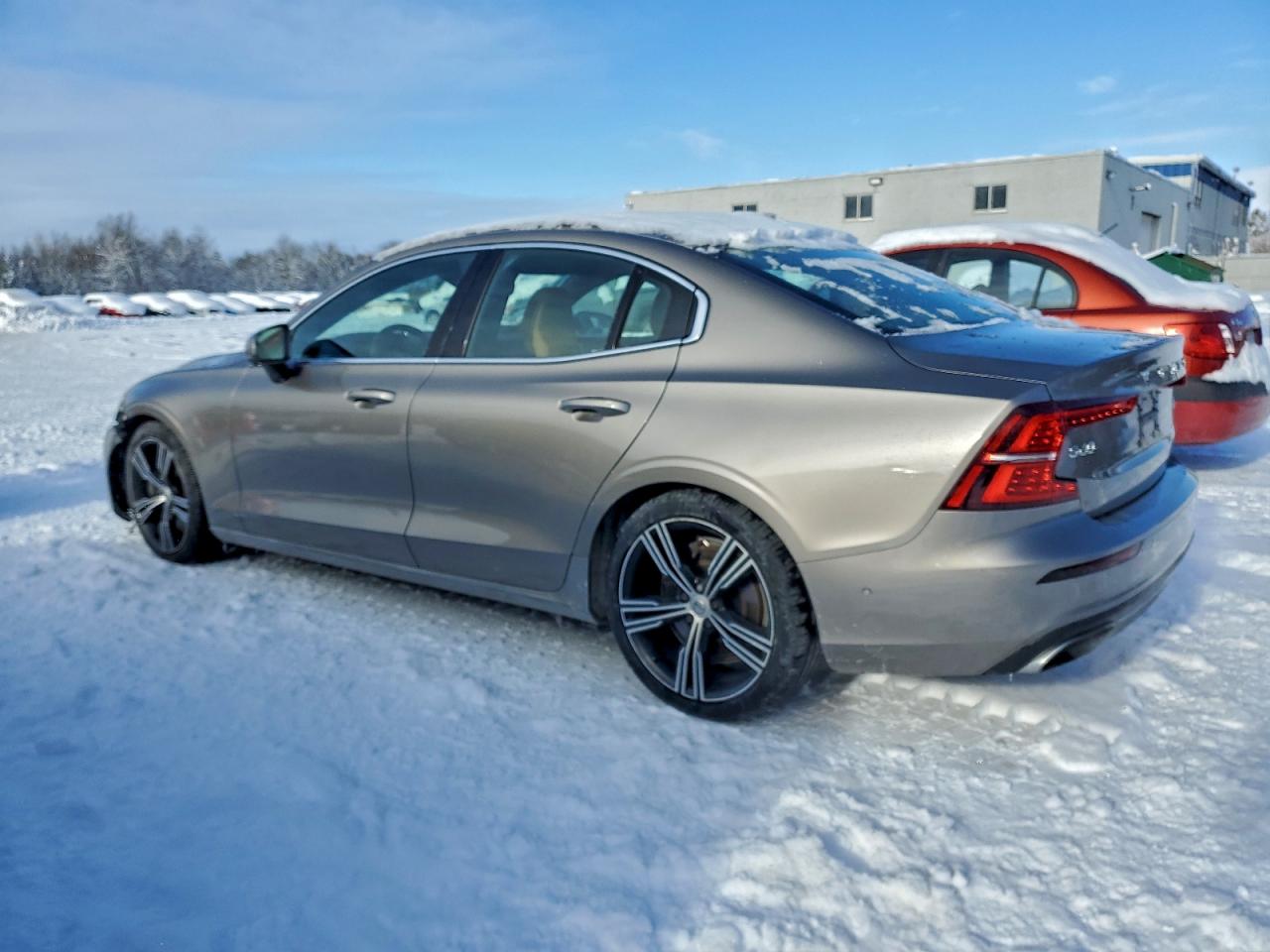 2019 VOLVO S60 T6 INSCRIPTION photo 2