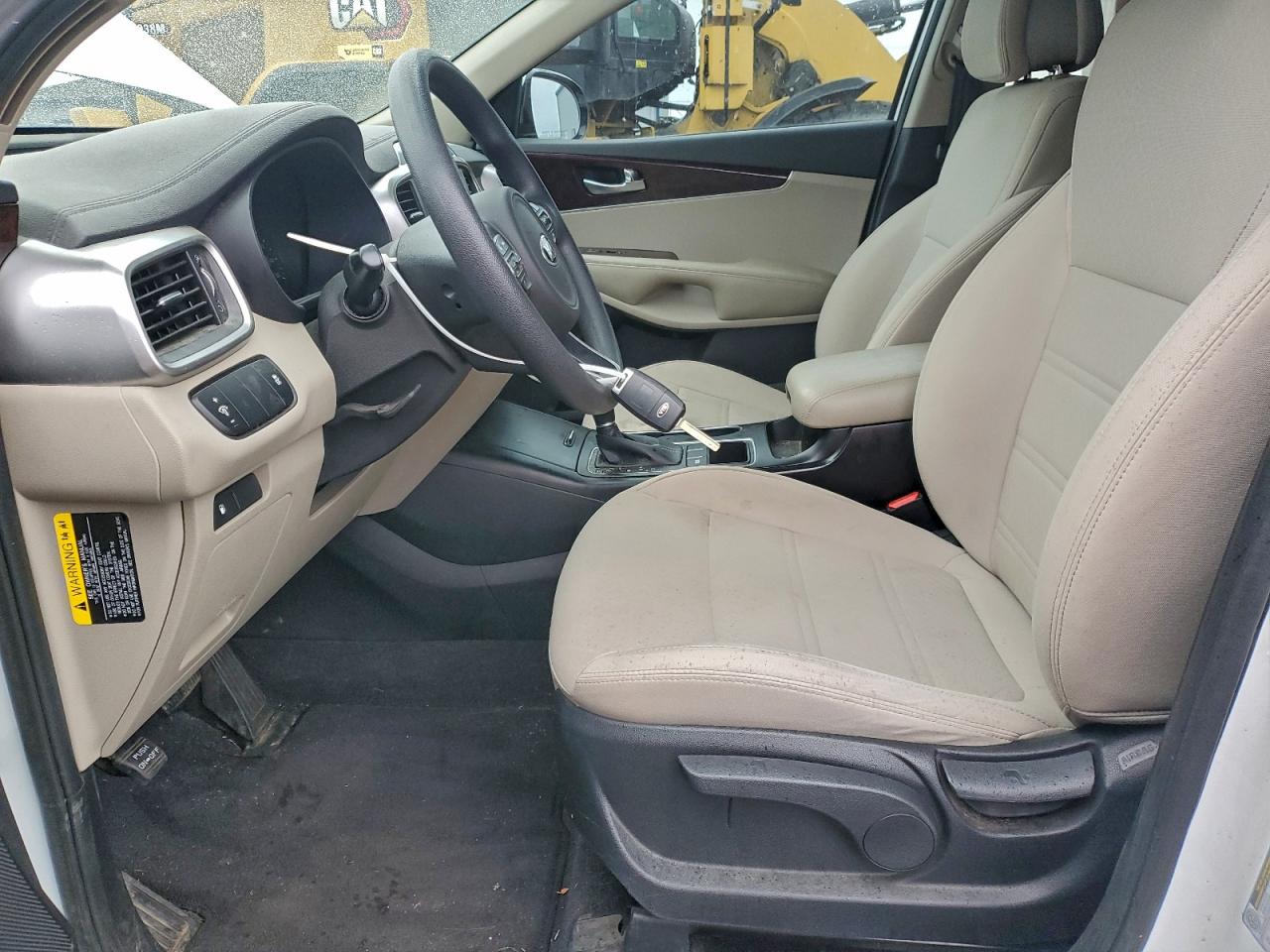 2017 KIA SORENTO LX photo 7