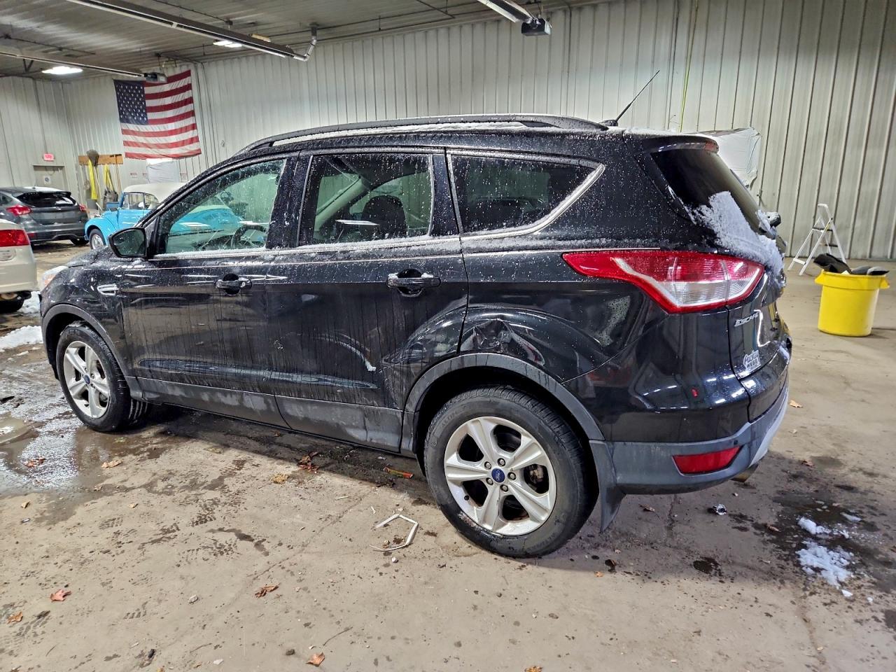 2014 FORD ESCAPE SE photo 2