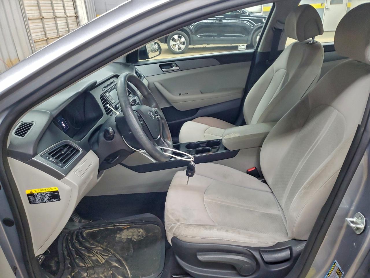 2015 HYUNDAI SONATA SE photo 7