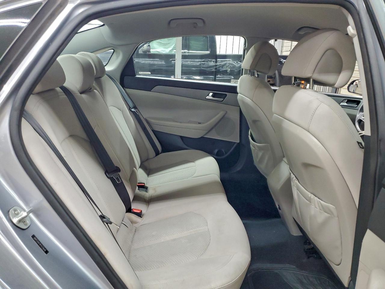 2015 HYUNDAI SONATA SE photo 10