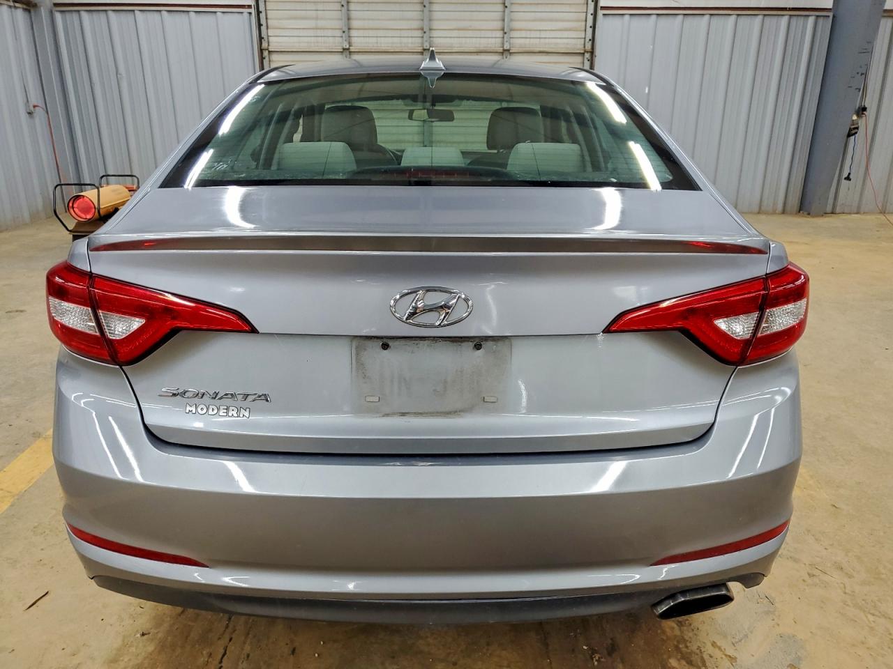 2015 HYUNDAI SONATA SE photo 6