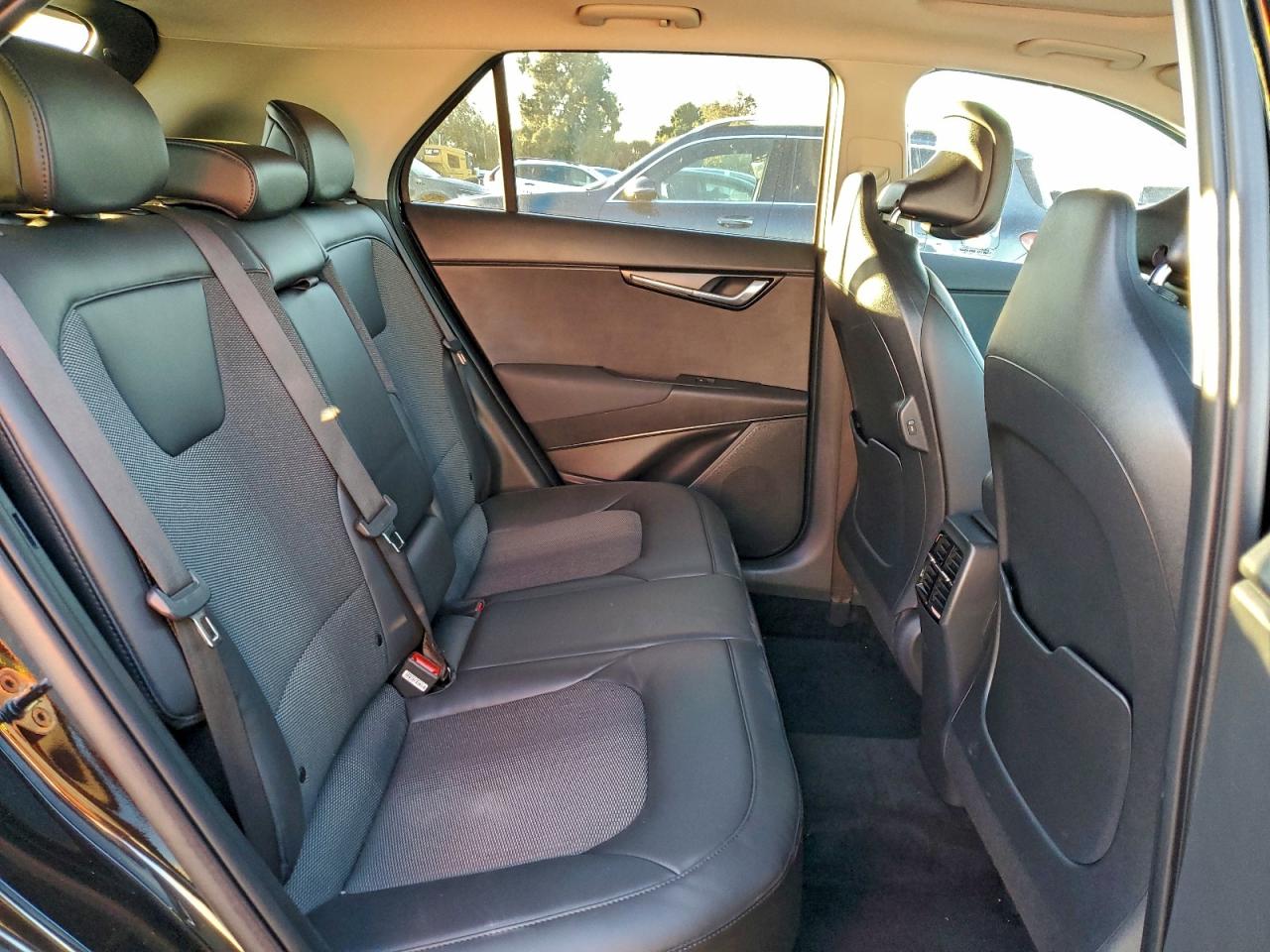 2024 KIA NIRO EX photo 11