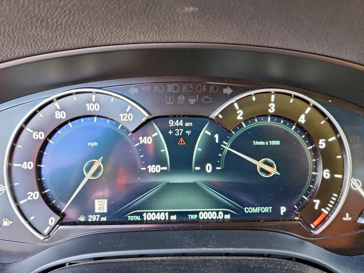 2019 BMW 530 XI photo 9