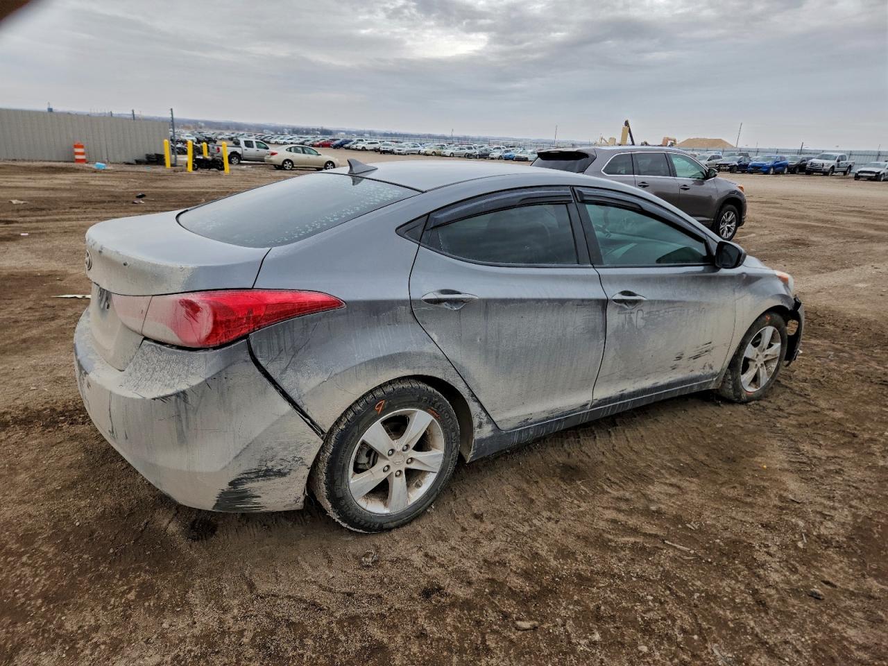 2013 HYUNDAI ELANTRA GLS photo 3