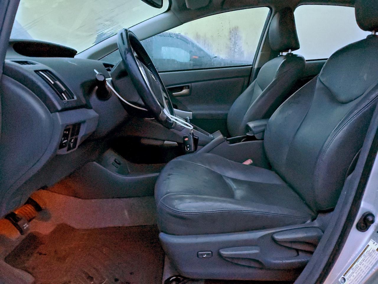 2011 TOYOTA PRIUS photo 7