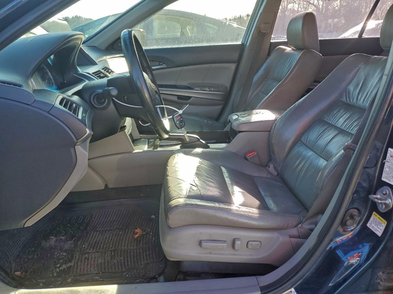 2010 HONDA ACCORD EXL photo 13