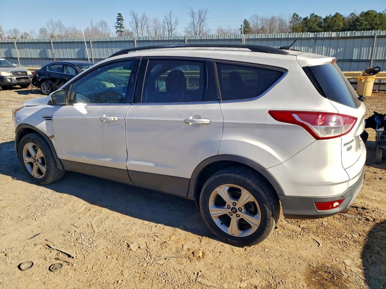 2014 FORD ESCAPE SE photo 2