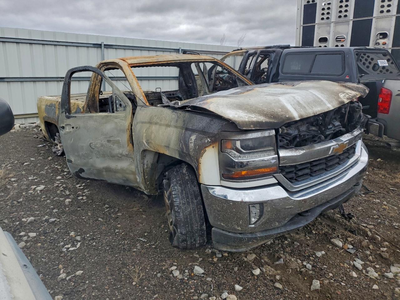 2016 CHEVROLET SILVERADO K1500 LT photo 10