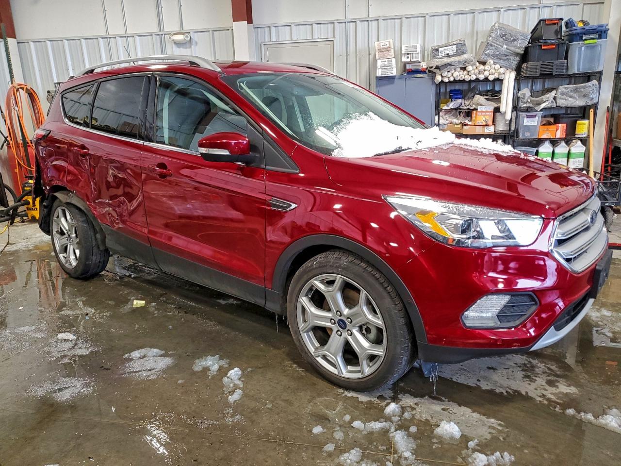 2018 FORD ESCAPE TITANIUM photo 4