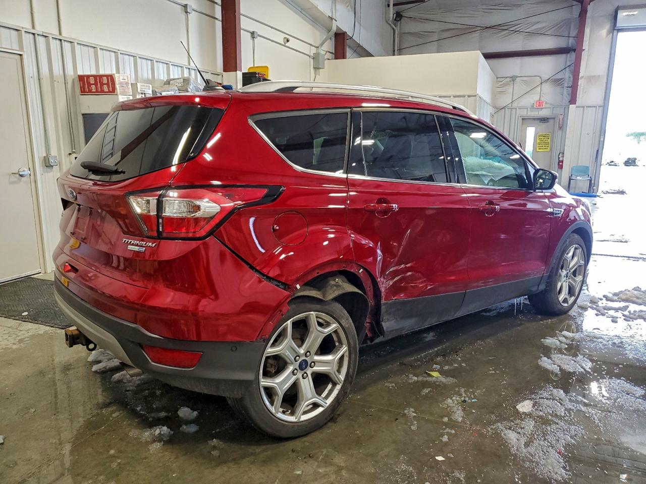2018 FORD ESCAPE TITANIUM photo 3