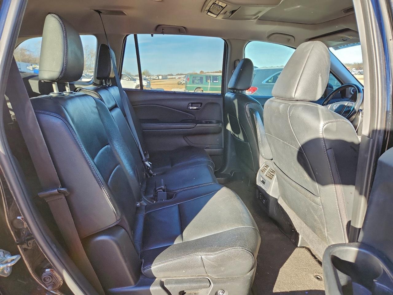 2016 HONDA PILOT EXL photo 31
