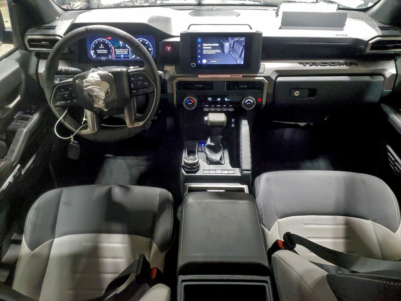 2024 TOYOTA TACOMA DOUBLE CAB photo 22