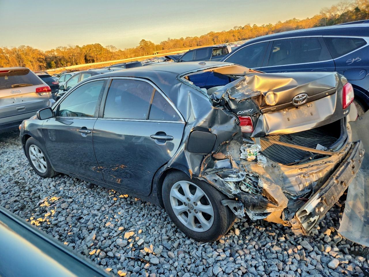 2010 TOYOTA CAMRY BASE photo 2