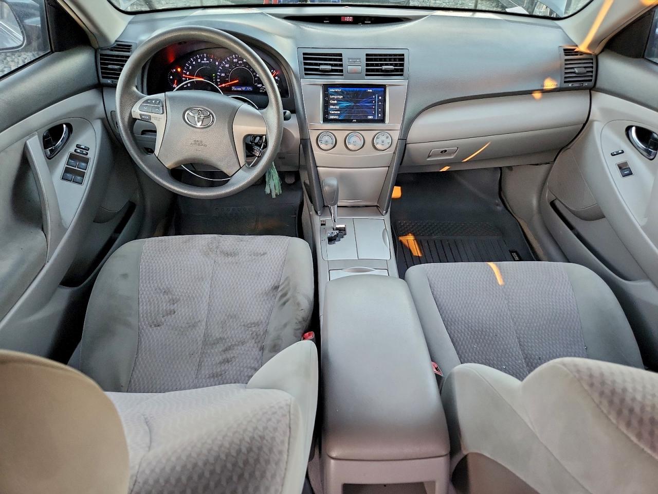 2010 TOYOTA CAMRY BASE photo 8