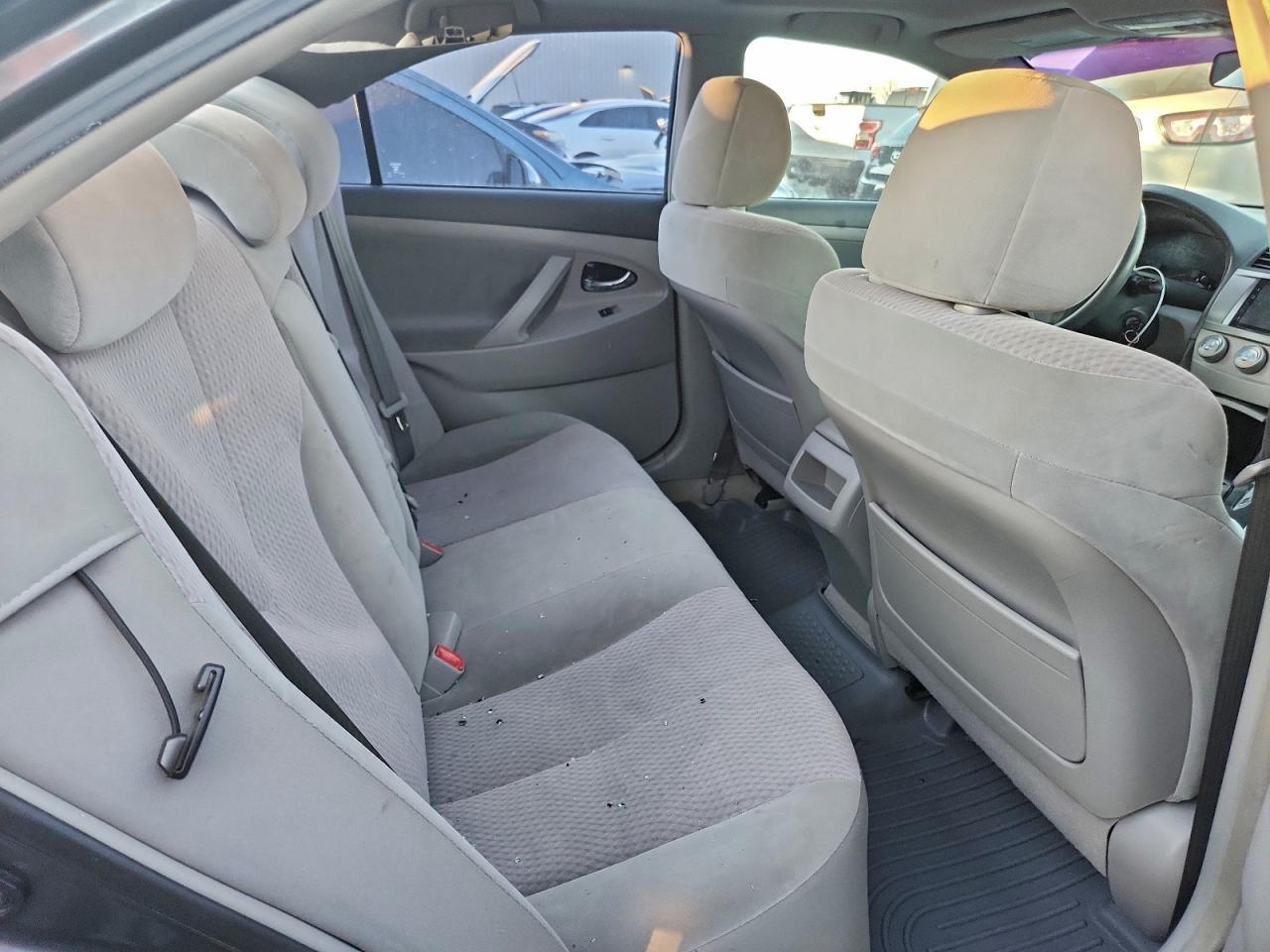 2010 TOYOTA CAMRY BASE photo 10