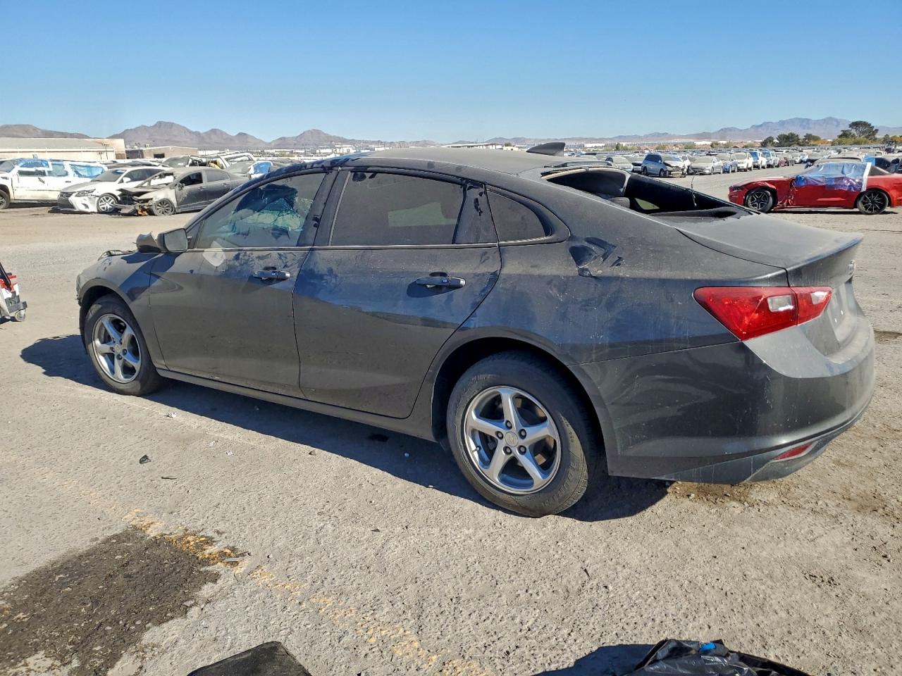 2017 CHEVROLET MALIBU LS photo 3
