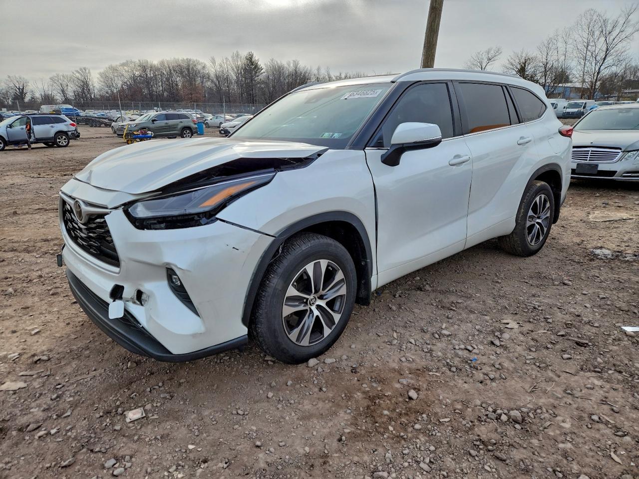 2023 TOYOTA HIGHLANDER
