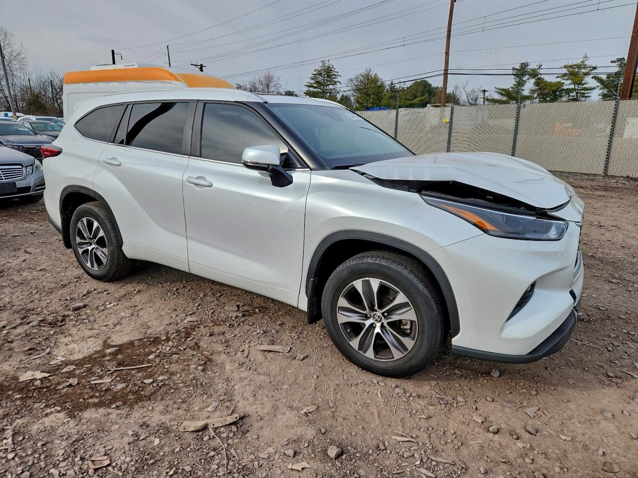 2023 TOYOTA HIGHLANDER L photo 4