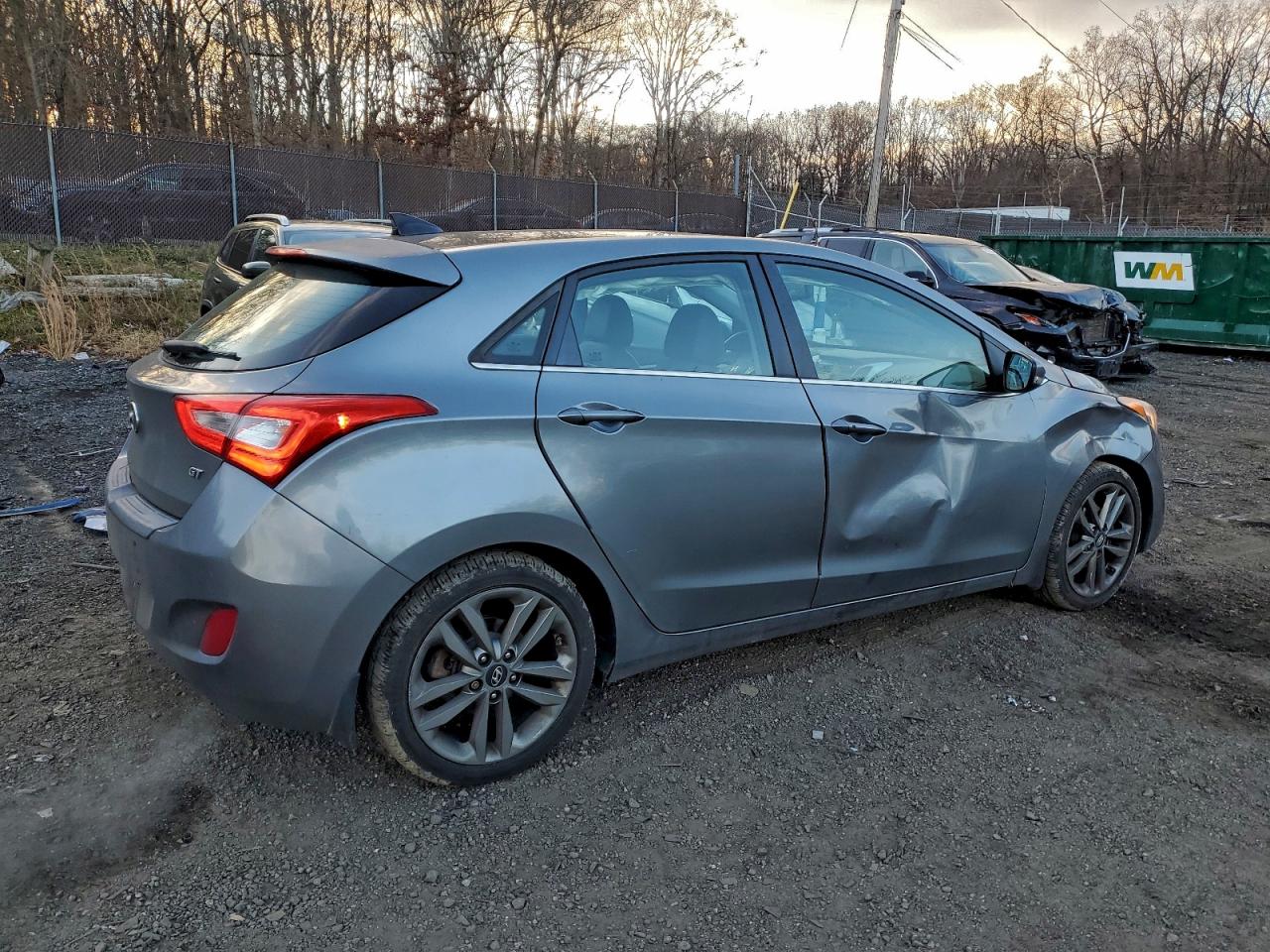 2016 HYUNDAI ELANTRA GT photo 3