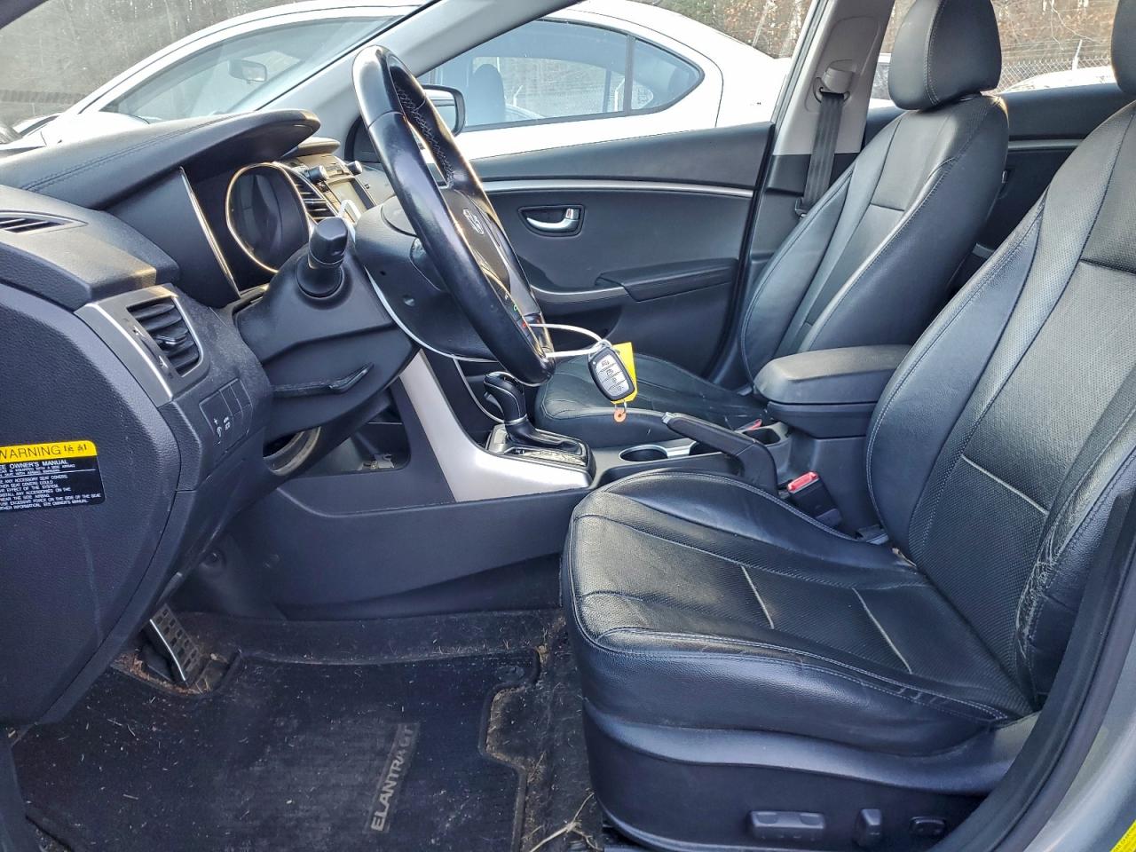 2016 HYUNDAI ELANTRA GT photo 7
