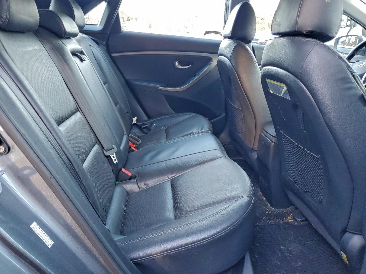 2016 HYUNDAI ELANTRA GT photo 10