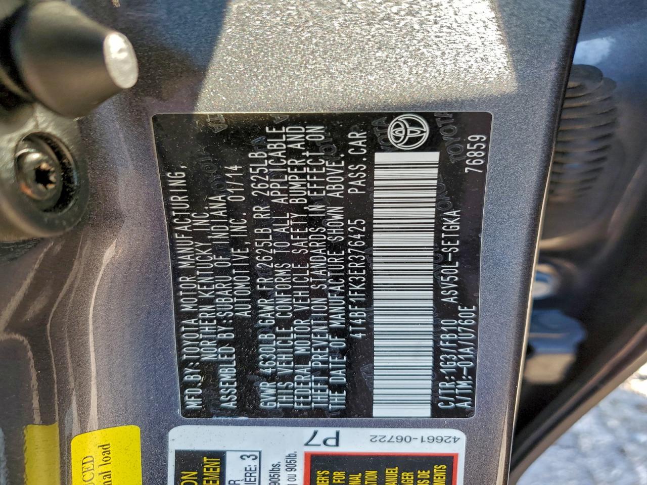 2014 TOYOTA CAMRY XLE photo 34