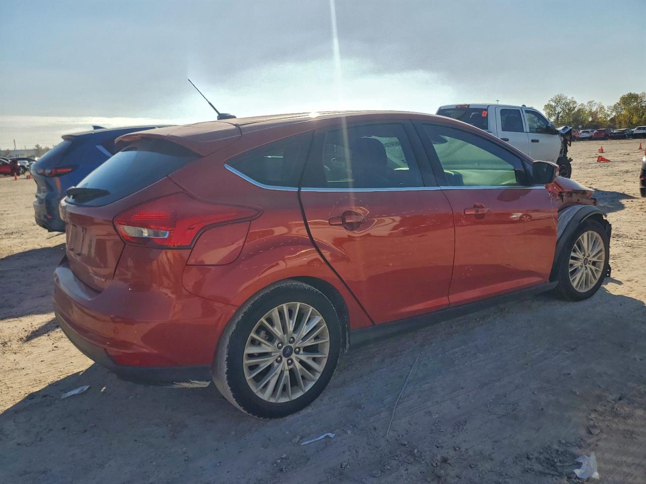 2018 FORD FOCUS TITANIUM photo 3