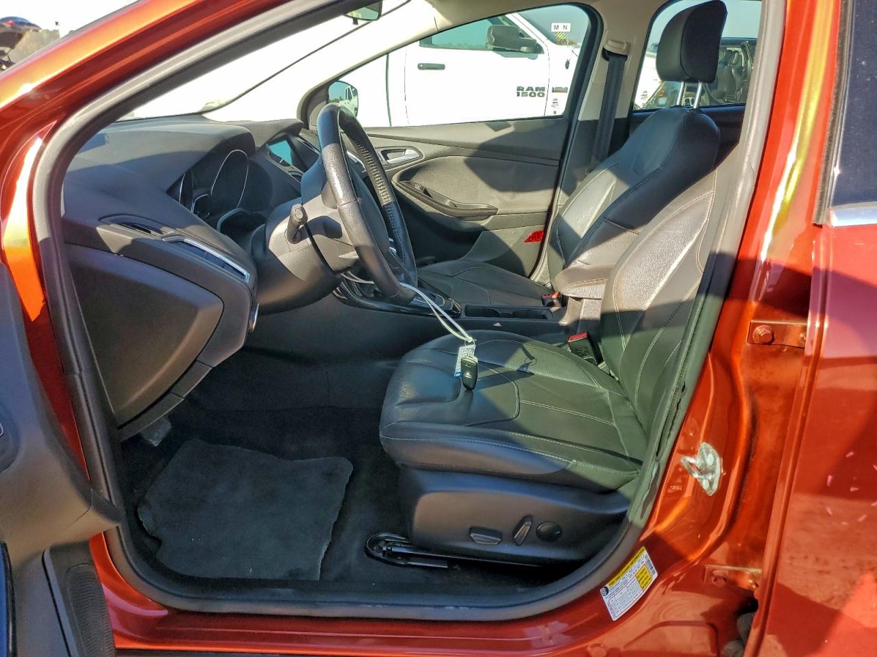 2018 FORD FOCUS TITANIUM photo 7