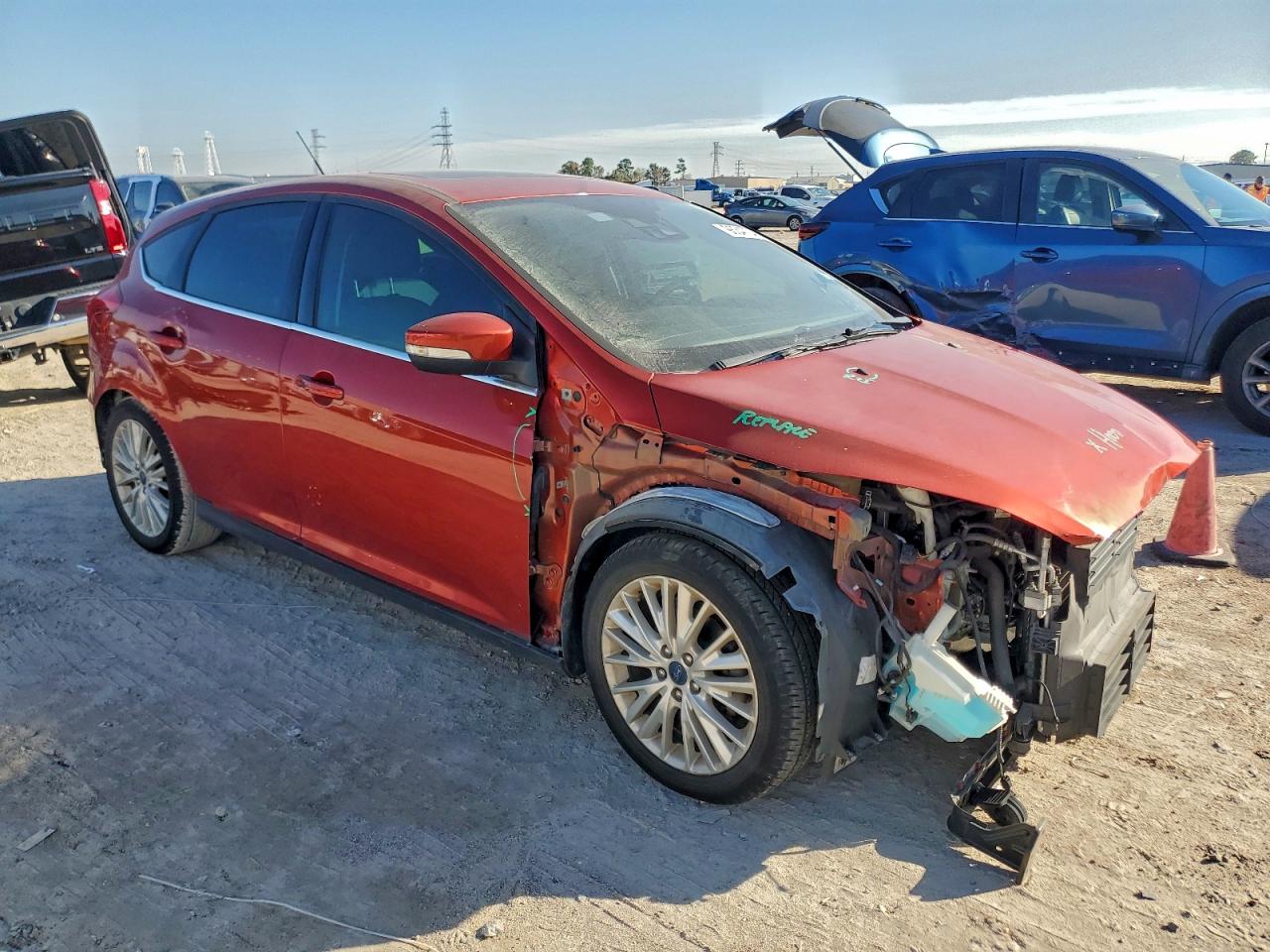 2018 FORD FOCUS TITANIUM photo 4